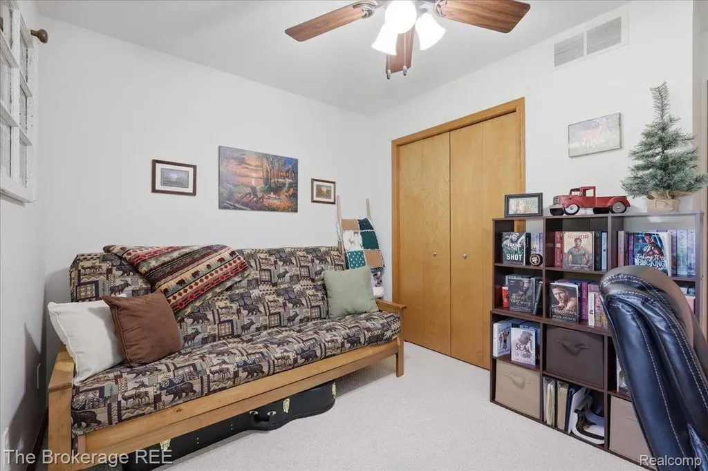 6057 Center Road Grand Blanc Charter Township MI 48439