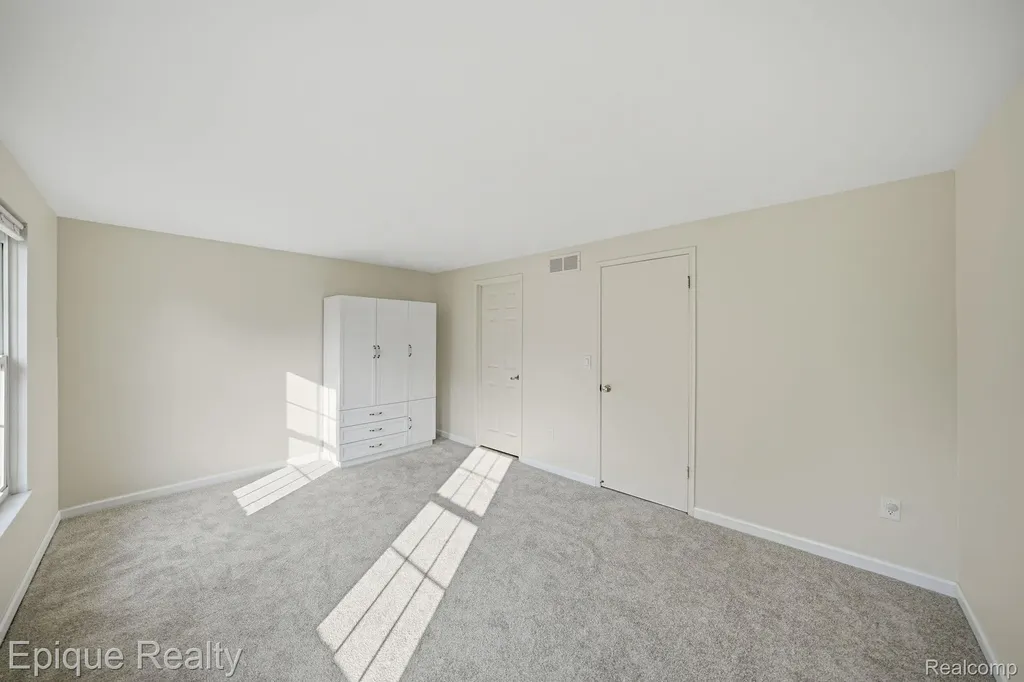 36412 Park Place Drive Sterling Heights City MI 48310