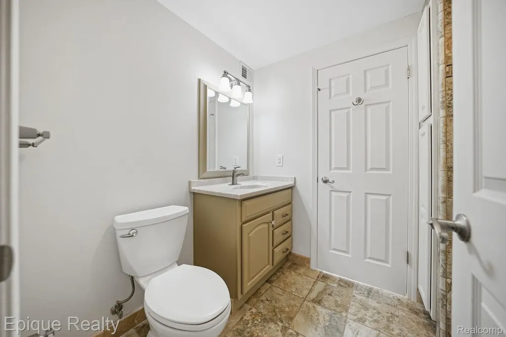 36412 Park Place Drive Sterling Heights City MI 48310