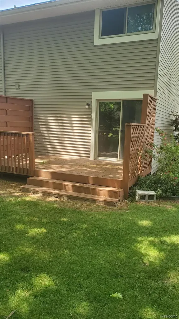616 Rickett Road Brighton City MI 48116
