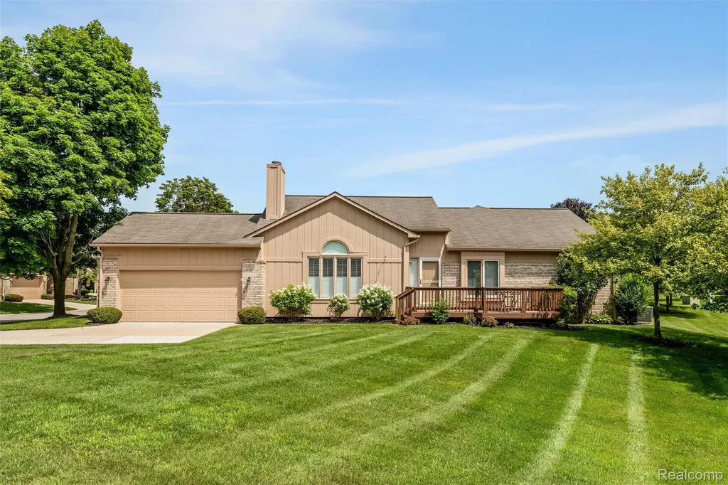 35144 Knollwood Lane Farmington Hills City MI 48335