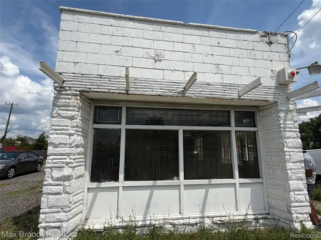 15400 Joy Road Detroit City MI 48228