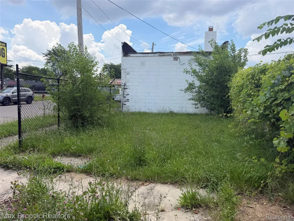 15400 Joy Road Detroit City MI 48228