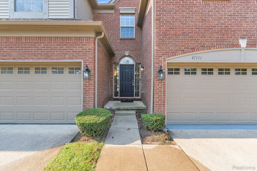 41101 N Maplewood Drive Canton Charter Township MI 48187