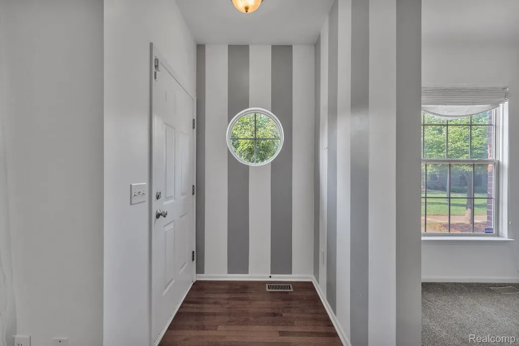 41101 N Maplewood Drive Canton Charter Township MI 48187
