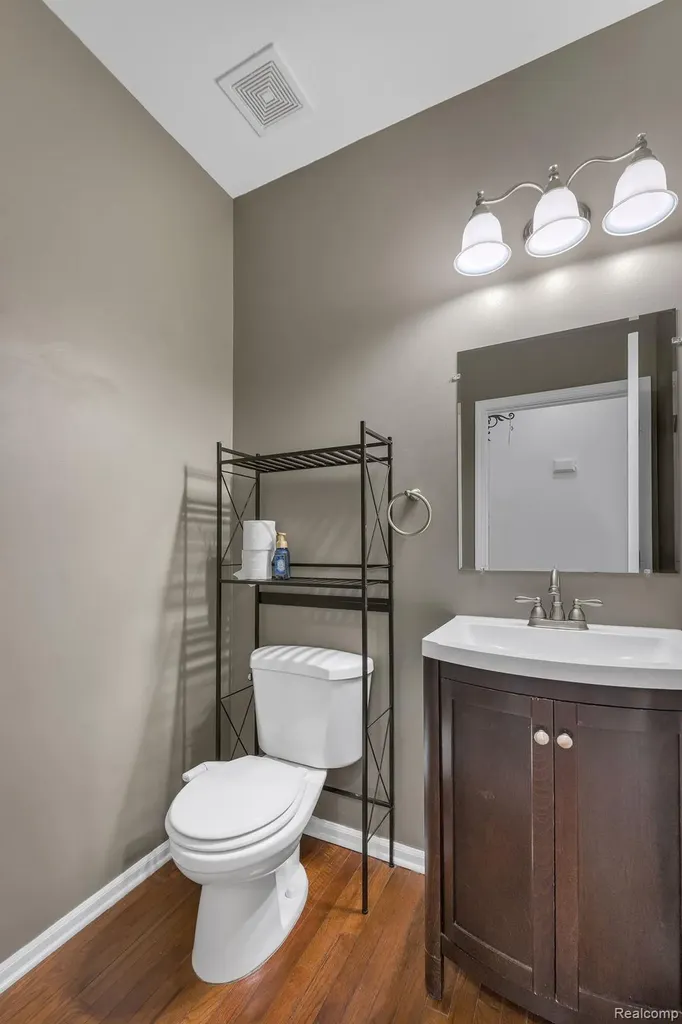 41101 N Maplewood Drive Canton Charter Township MI 48187