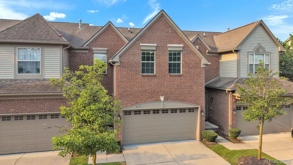 41101 N Maplewood Drive Canton Charter Township MI 48187