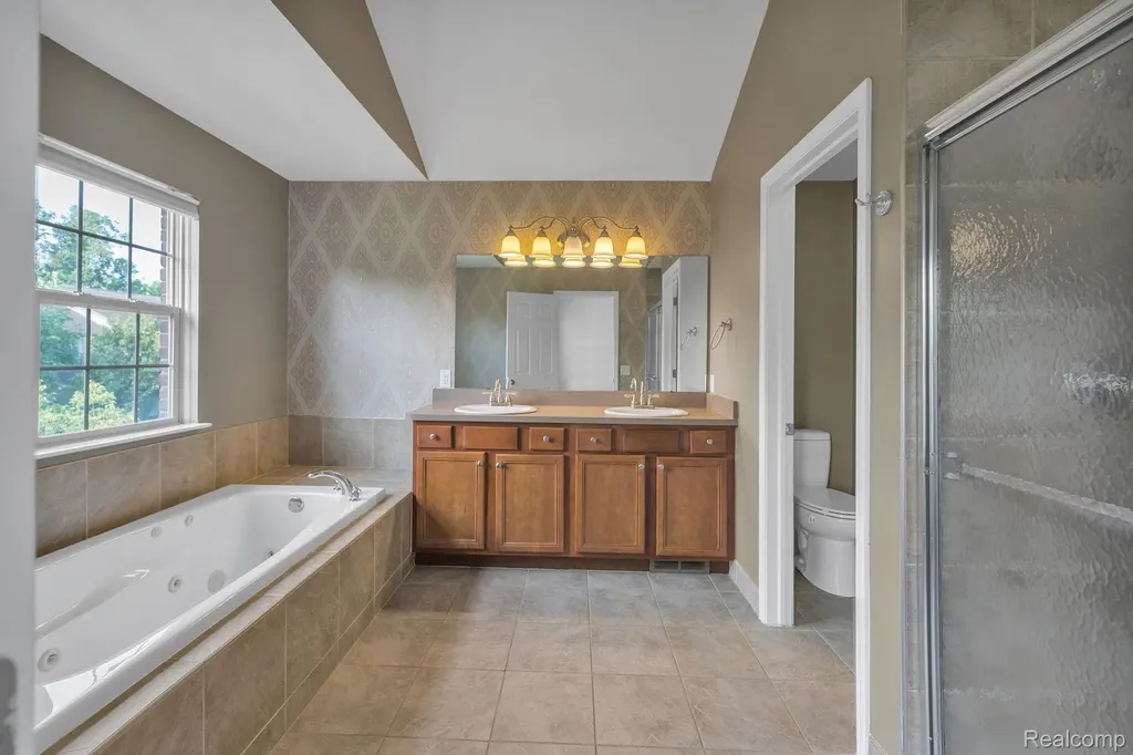 41101 N Maplewood Drive Canton Charter Township MI 48187