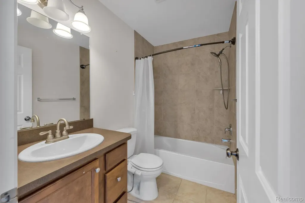 41101 N Maplewood Drive Canton Charter Township MI 48187