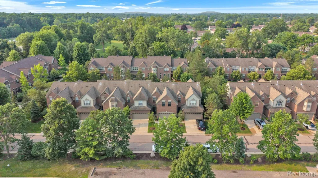 41101 N Maplewood Drive Canton Charter Township MI 48187