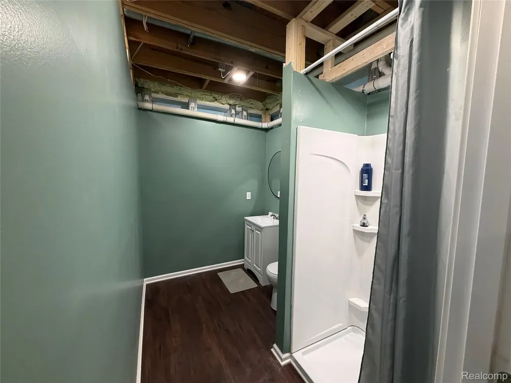 1016 N Jenison Avenue Lansing City MI 48915