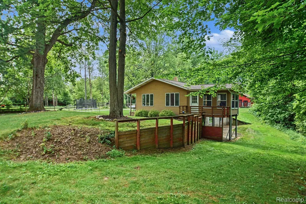 1646 Boy Scout Road Indianfields Township MI 48723