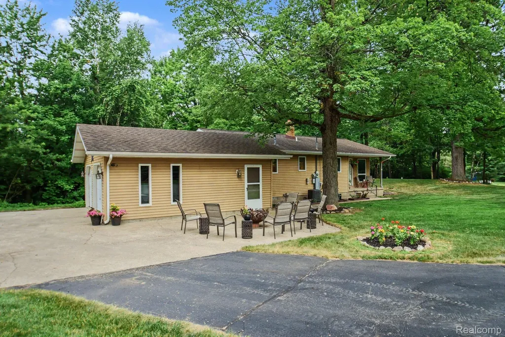 1646 Boy Scout Road Indianfields Township MI 48723