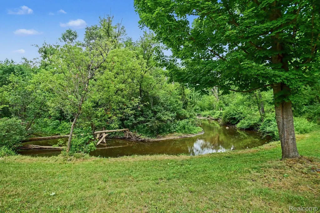 1646 Boy Scout Road Indianfields Township MI 48723