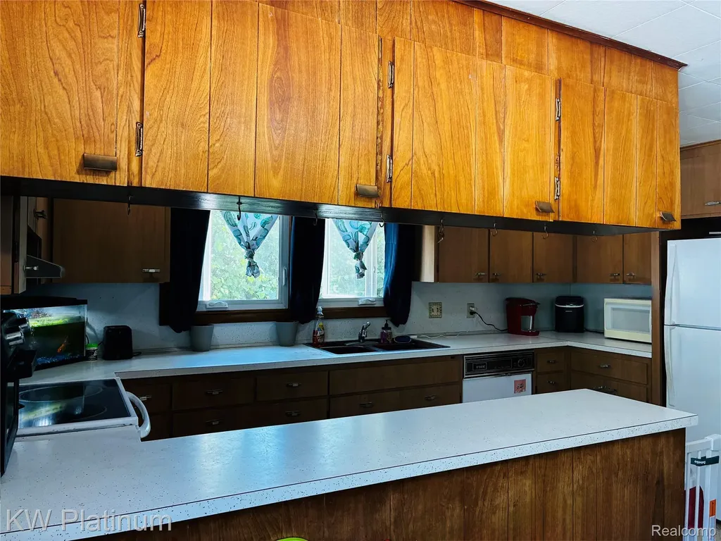3515 Shreeve Court Burtchville Township MI 48059