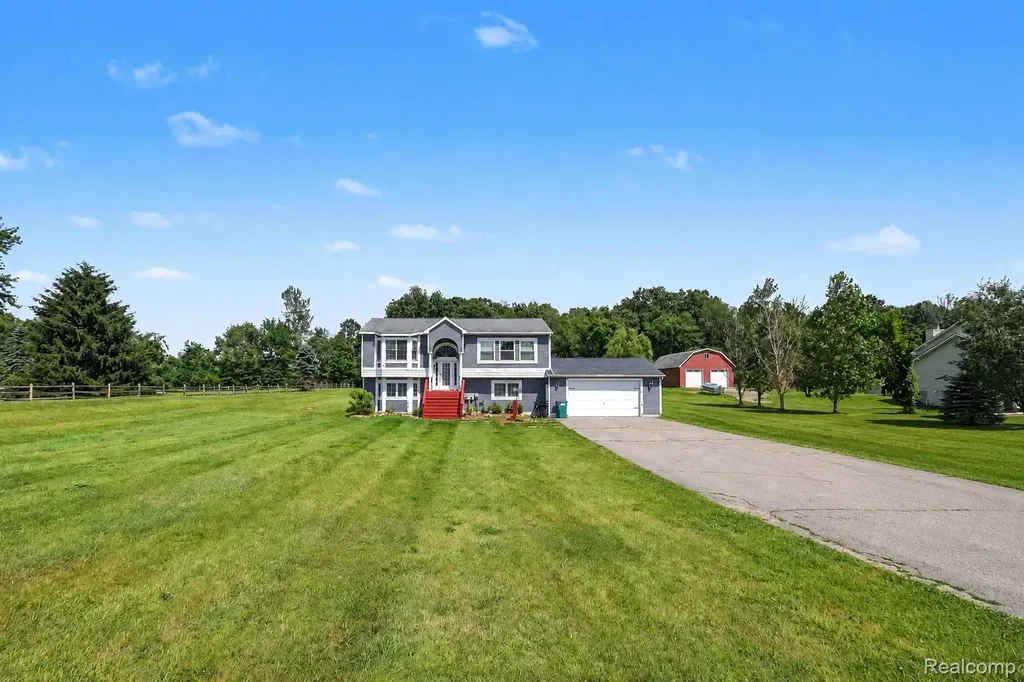 1220 Legault Boulevard Brandon Charter Township MI 48462