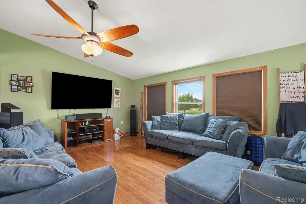 1220 Legault Boulevard Brandon Charter Township MI 48462