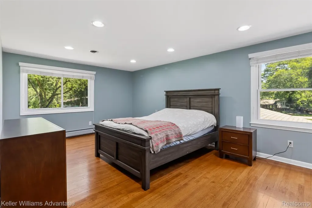 6711 Woodside Trail West Bloomfield Charter Township MI 48322
