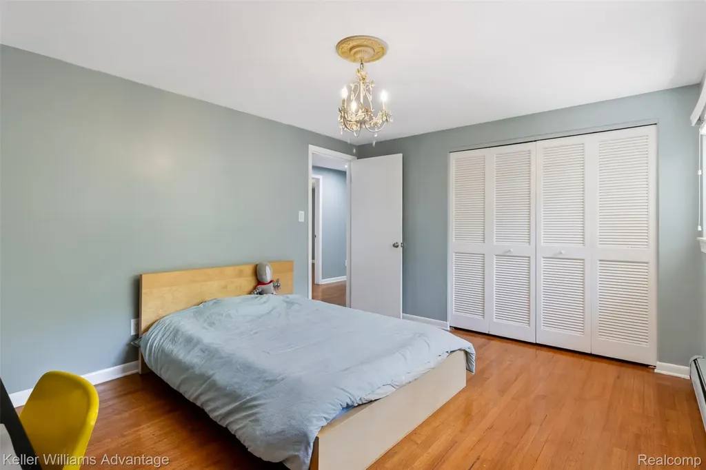 6711 Woodside Trail West Bloomfield Charter Township MI 48322
