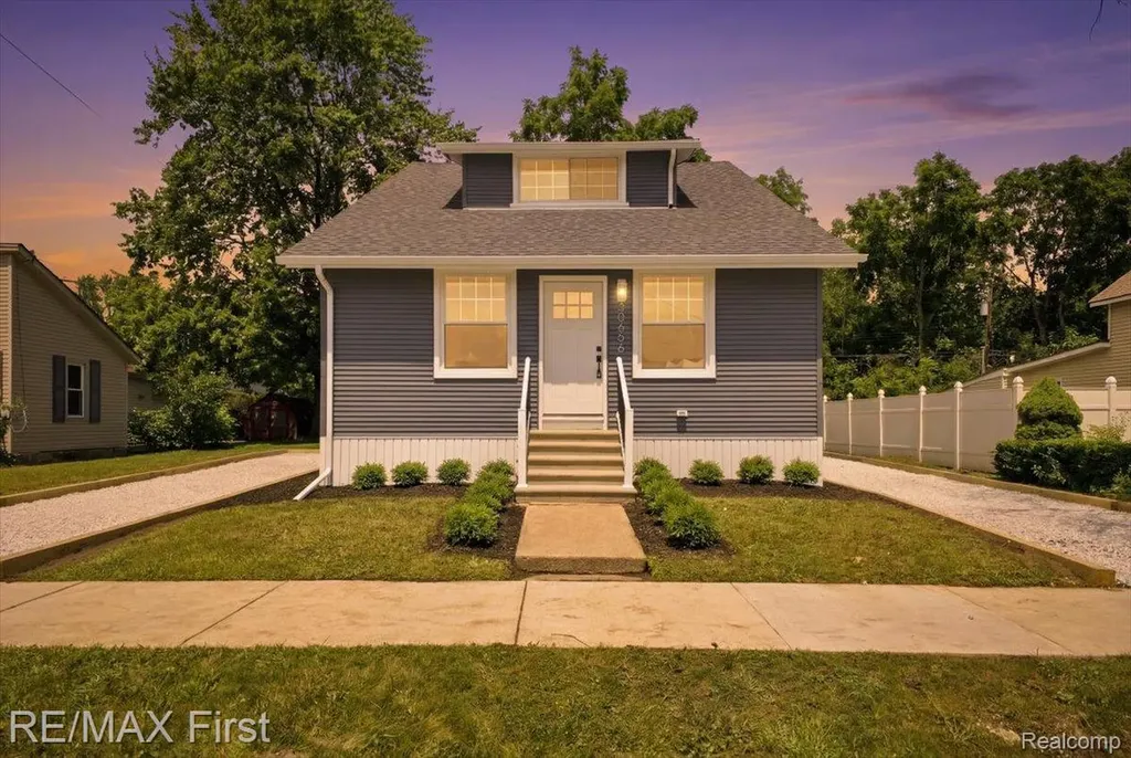 30655 Elk Street New Haven Village MI 48048