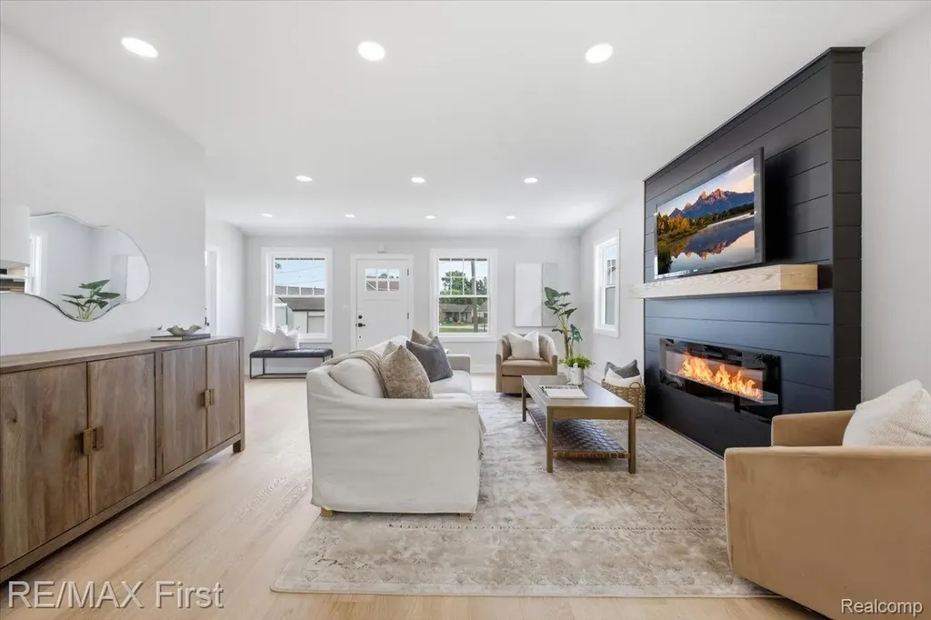 30655 Elk Street New Haven Village MI 48048