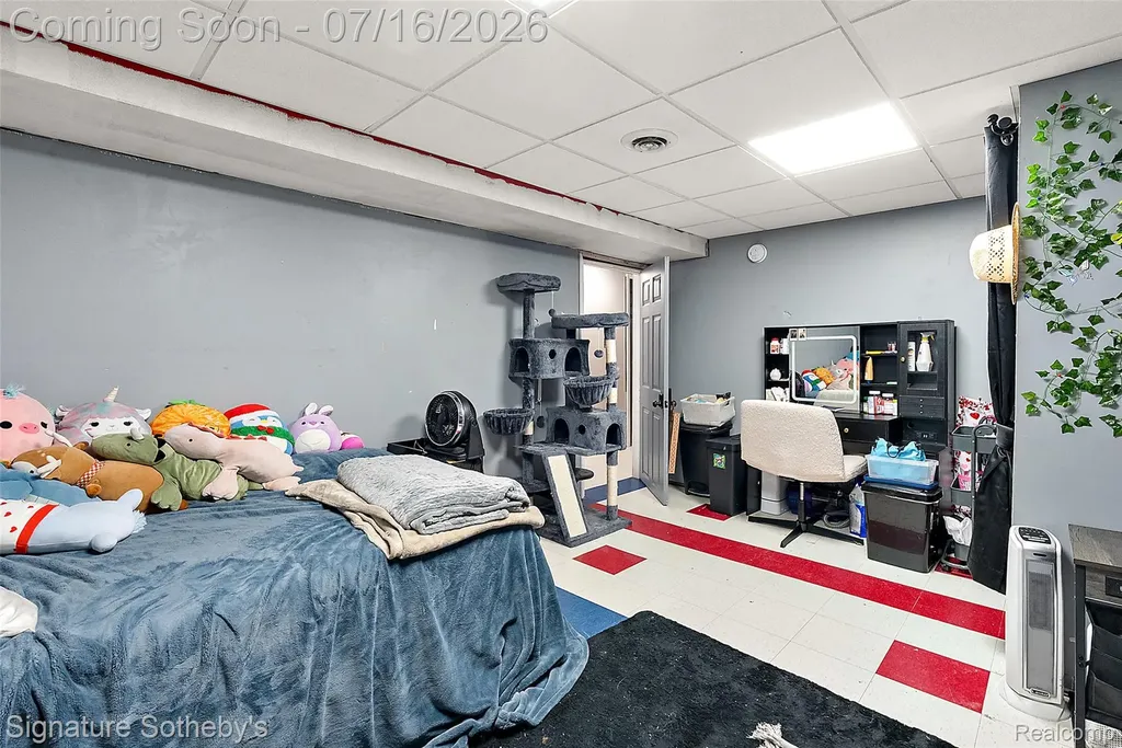 28300 Oakley Street Livonia City MI 48154