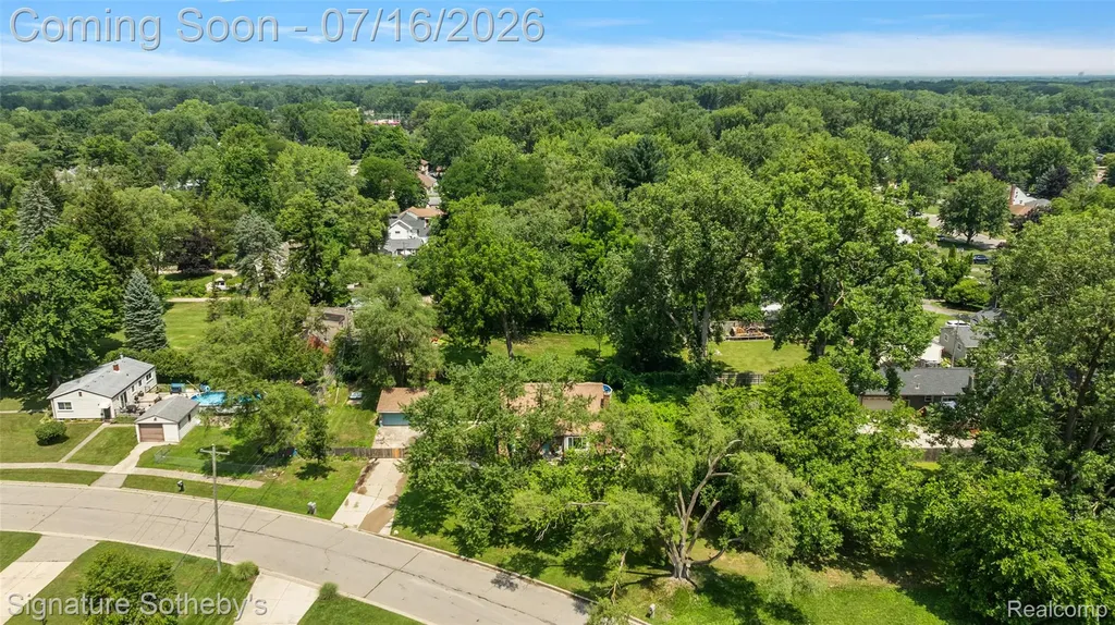 28300 Oakley Street Livonia City MI 48154