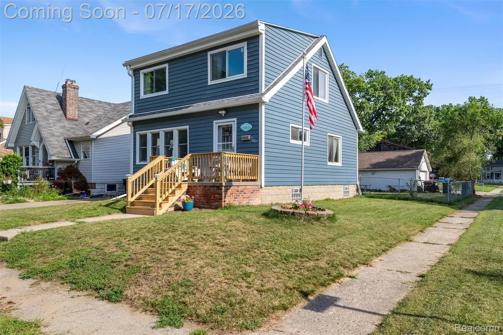 34604 Chestnut Street Wayne City MI 48184
