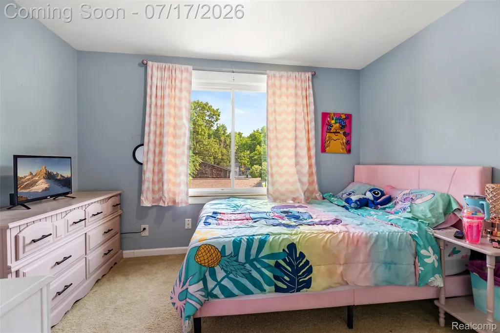 34604 Chestnut Street Wayne City MI 48184
