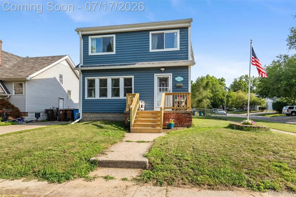 34604 Chestnut Street Wayne City MI 48184