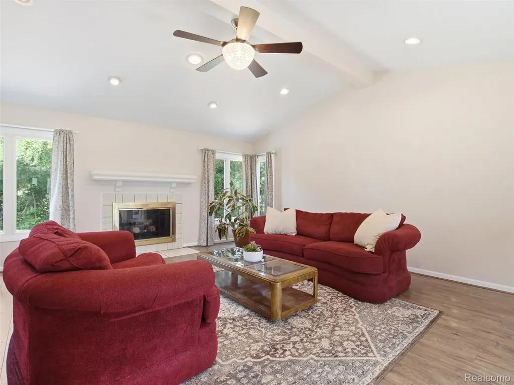 14751 Ashton Lane Shelby Charter Township MI 48315