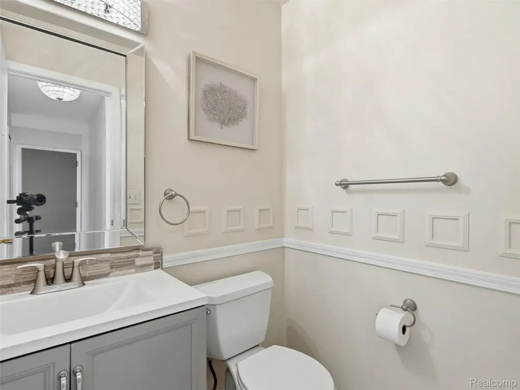 14751 Ashton Lane Shelby Charter Township MI 48315