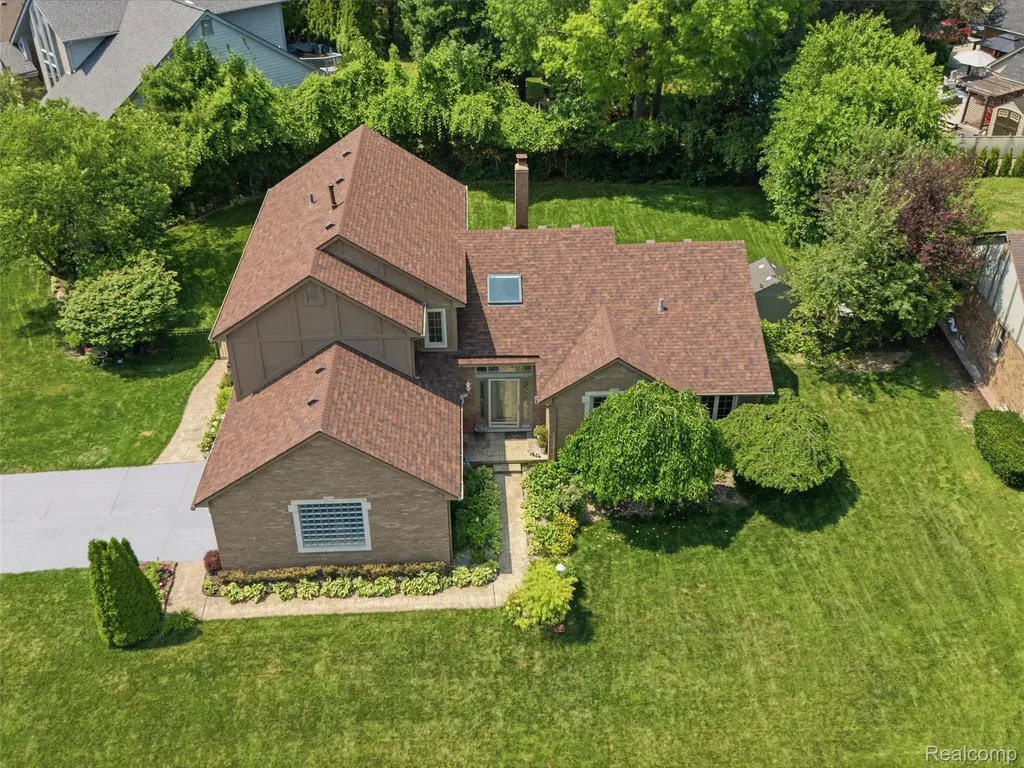 14751 Ashton Lane Shelby Charter Township MI 48315