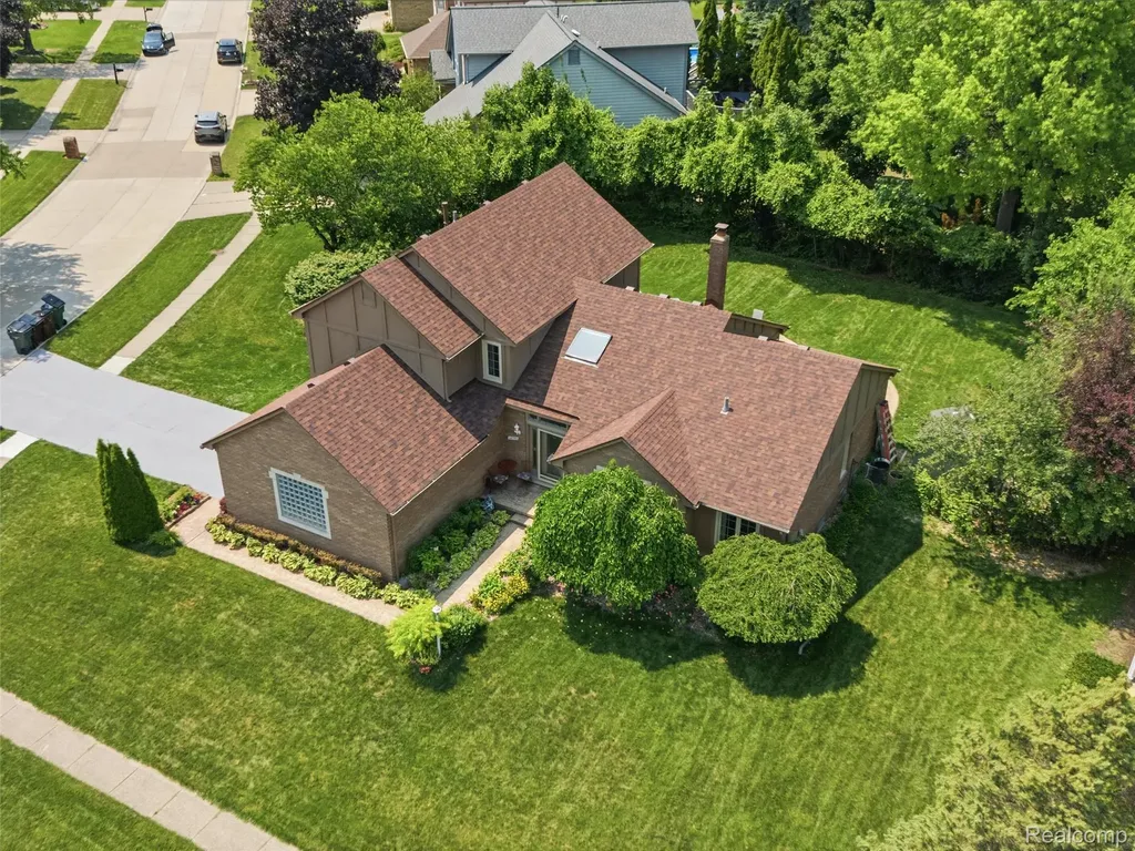 14751 Ashton Lane Shelby Charter Township MI 48315