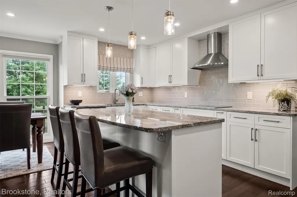 1694 Foresthill Drive Rochester Hills City MI 48306