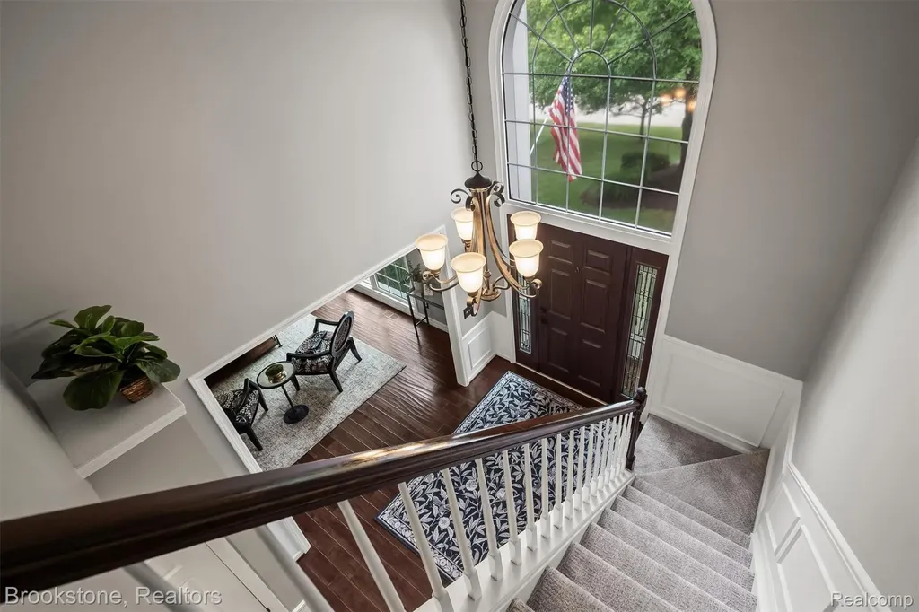 1694 Foresthill Drive Rochester Hills City MI 48306