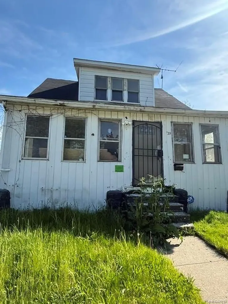 33-35 Bell Street Ecorse City MI 48229