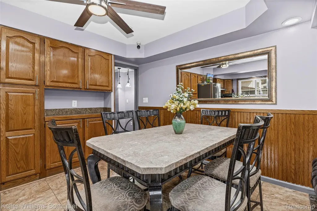 36221 Pickwick Court Sterling Heights City MI 48310