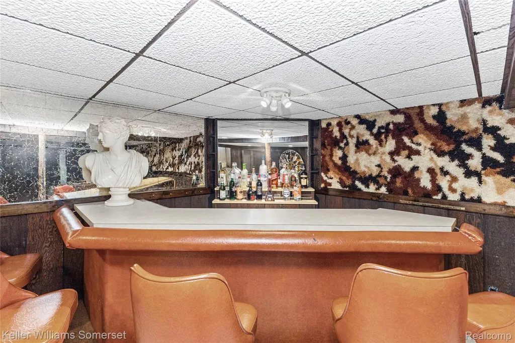 36221 Pickwick Court Sterling Heights City MI 48310