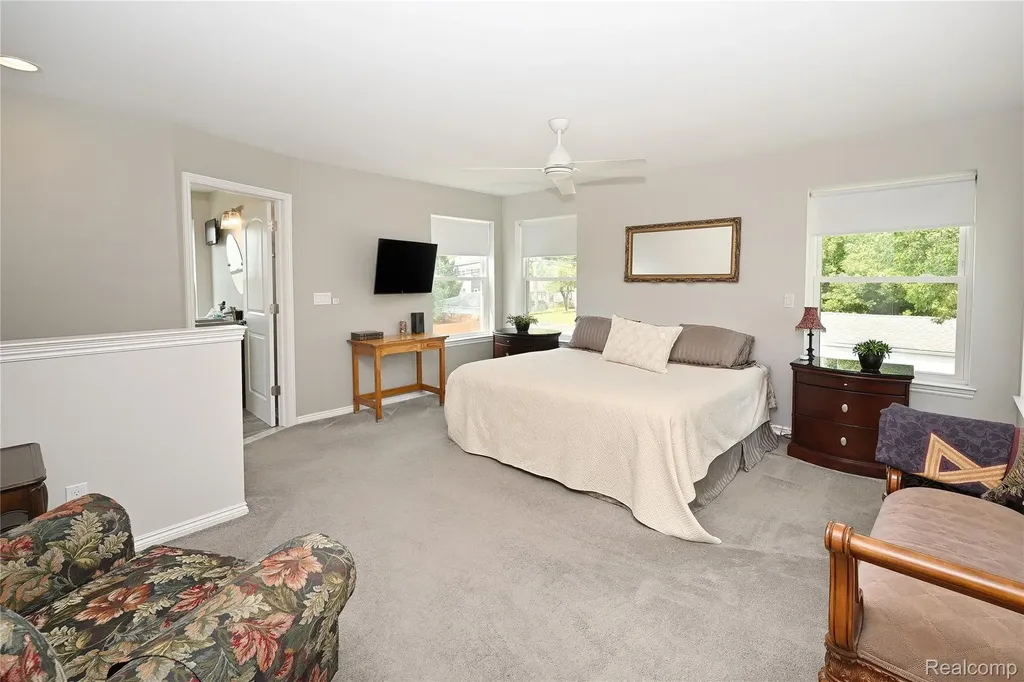 3803 Linwood Avenue Royal Oak City MI 48073