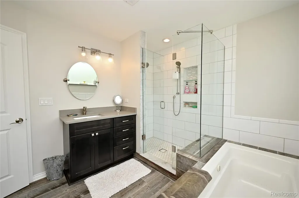 3803 Linwood Avenue Royal Oak City MI 48073