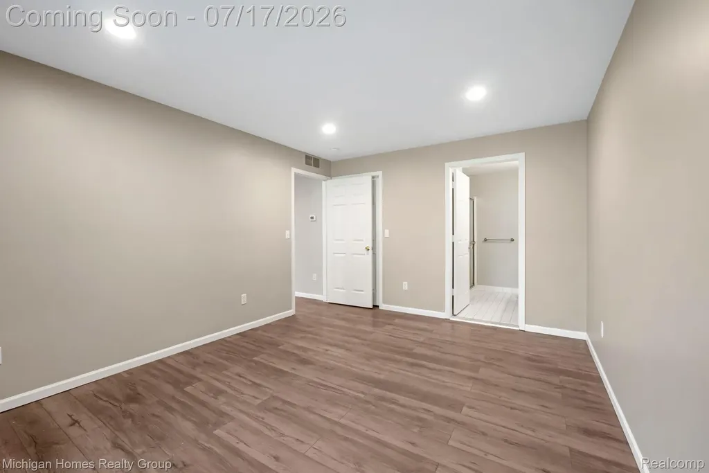14540 Holborn Drive Sterling Heights City MI 48313