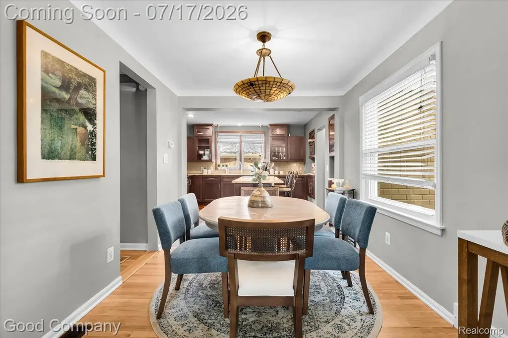 231 N Vermont Avenue Royal Oak City MI 48067