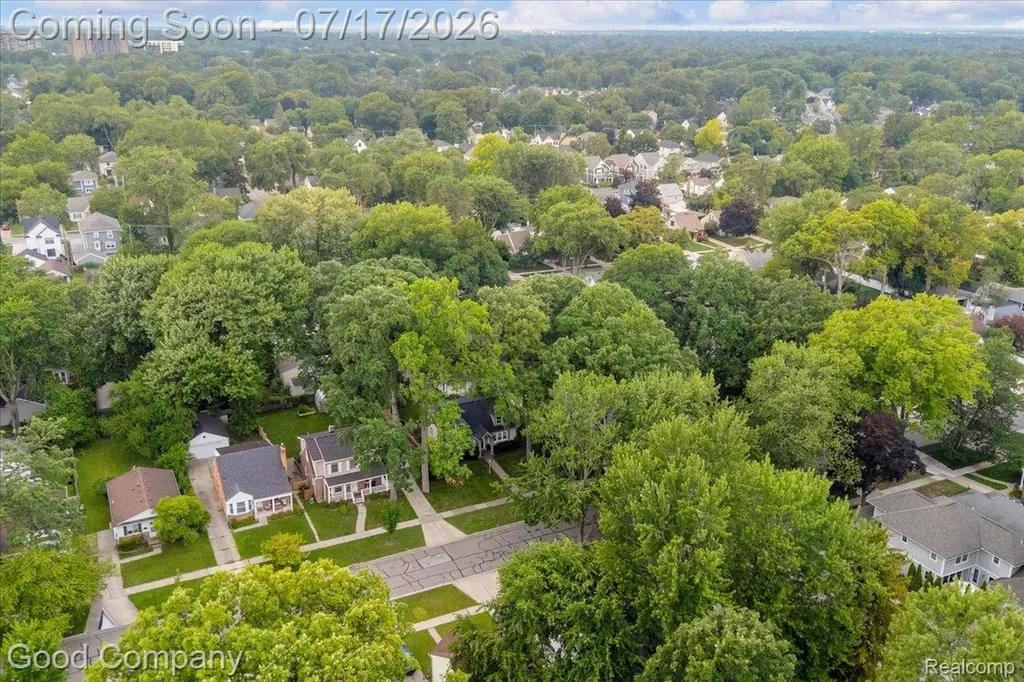 231 N Vermont Avenue Royal Oak City MI 48067