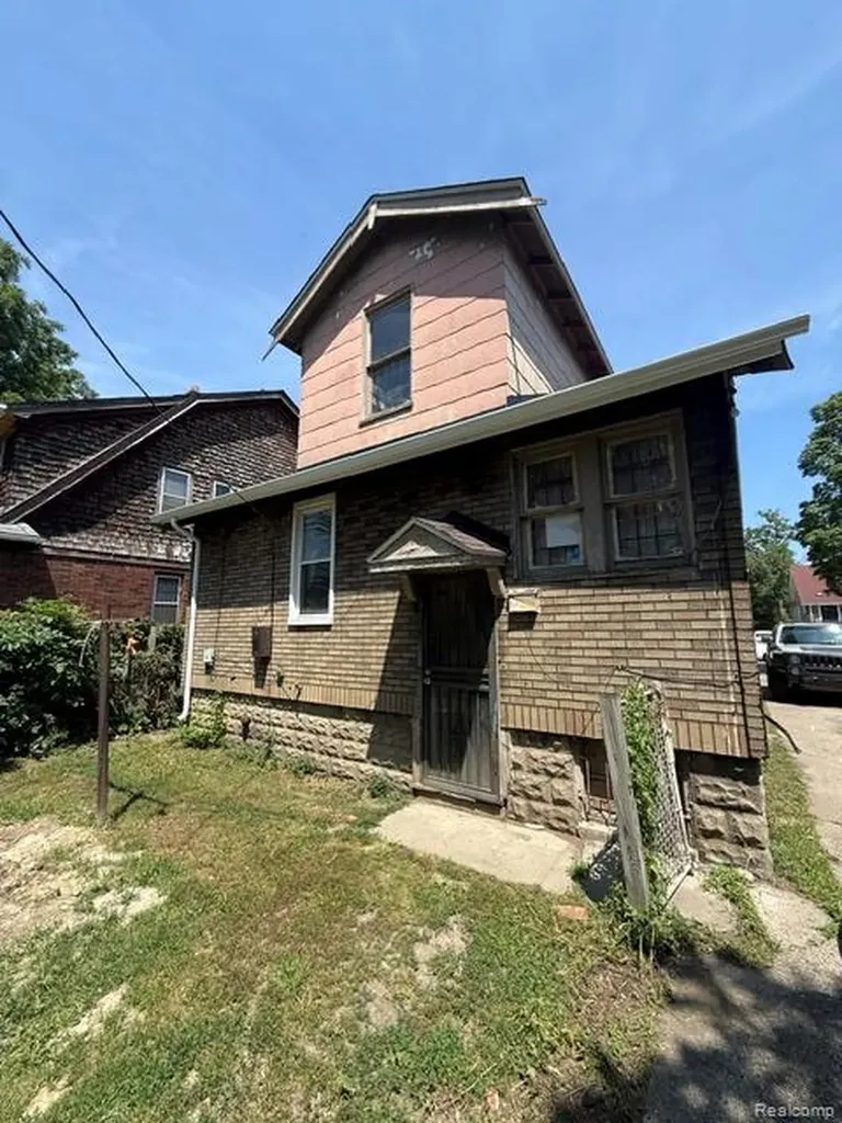 10325 Crocuslawn Street Detroit City MI 48204