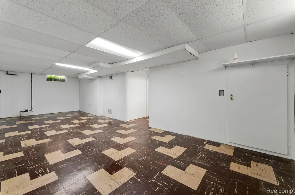 12000 Bramell Detroit City MI 48239