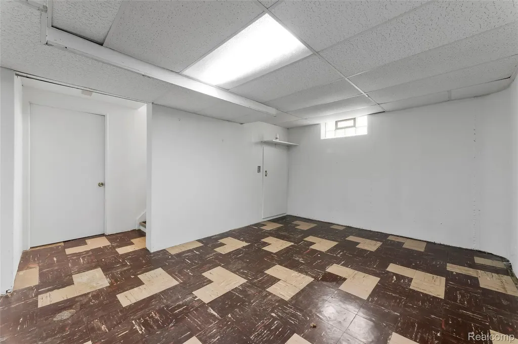 12000 Bramell Detroit City MI 48239