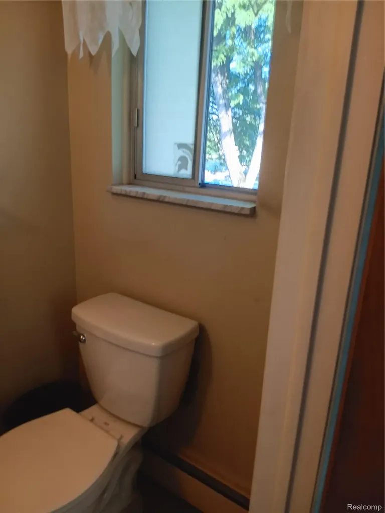 5980 Alan Drive E Brighton Township MI 48116