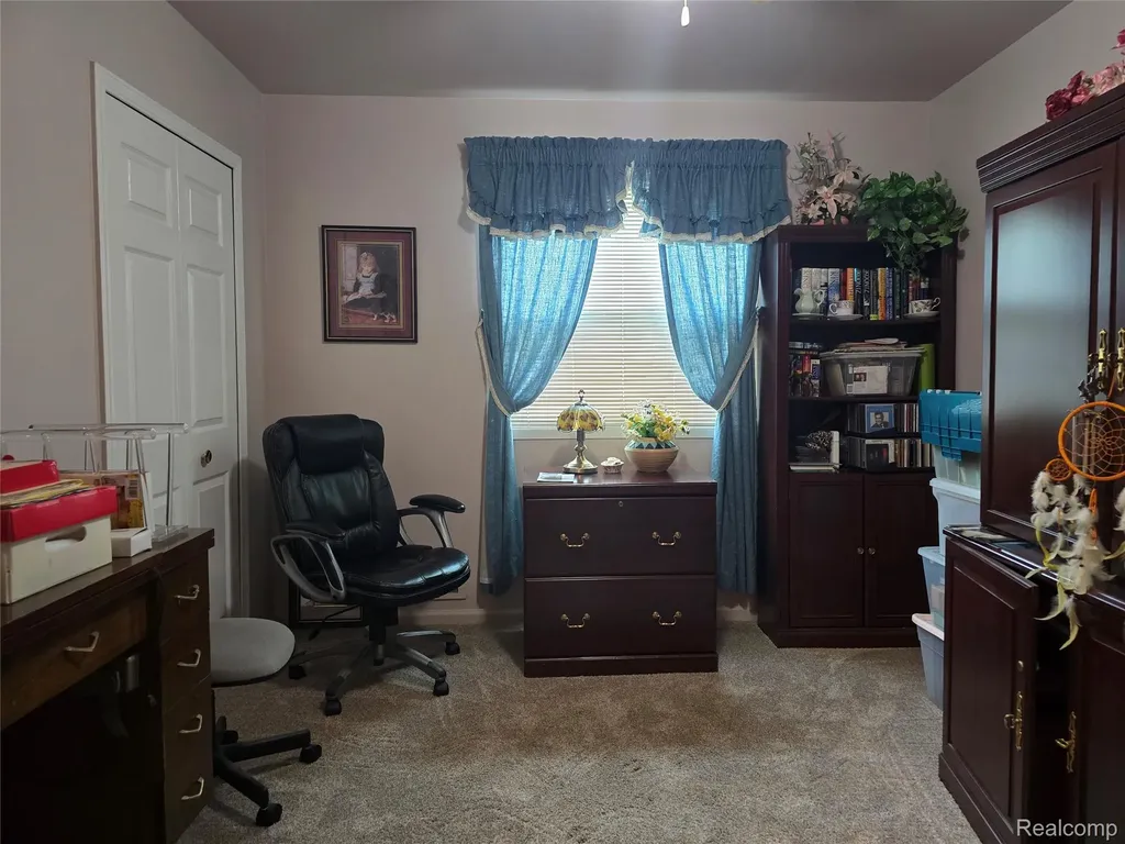 21411 Jefferson Street Farmington City MI 48336