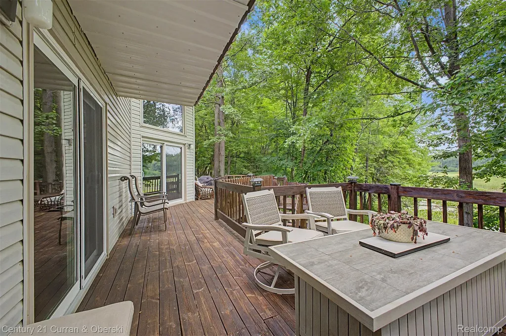 11349 Philway Court Brighton Township MI 48114